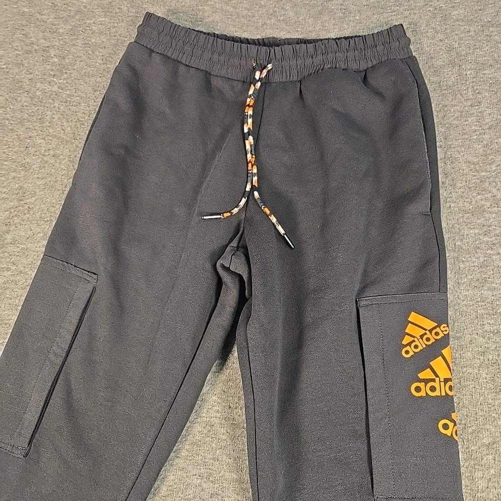 Adidas Essentials Brand Love Fleece Joggers Mens Small Black Lined Athletic EUC